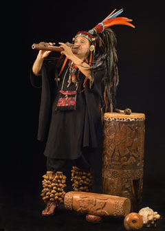 Xavier Quierjas Yxayotl playing the flute